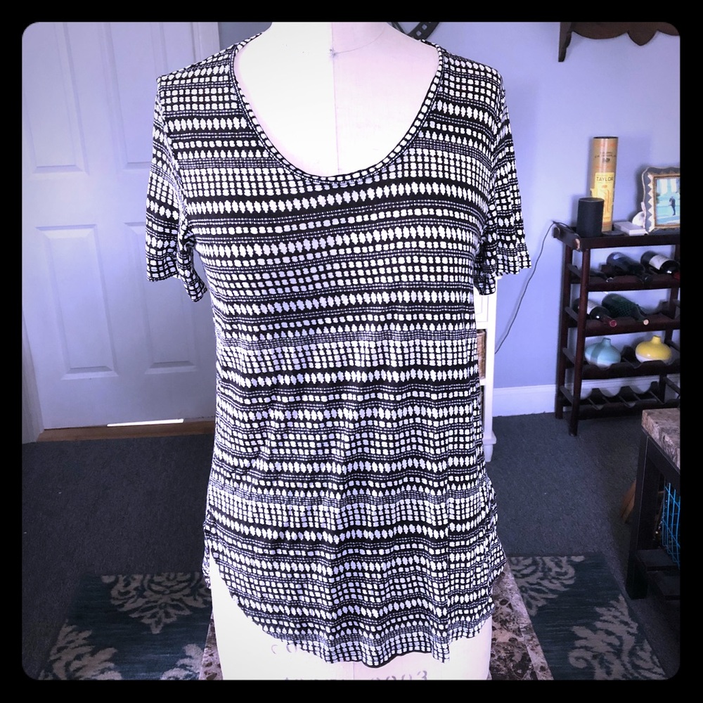 Patterned Scoop Neck Tee